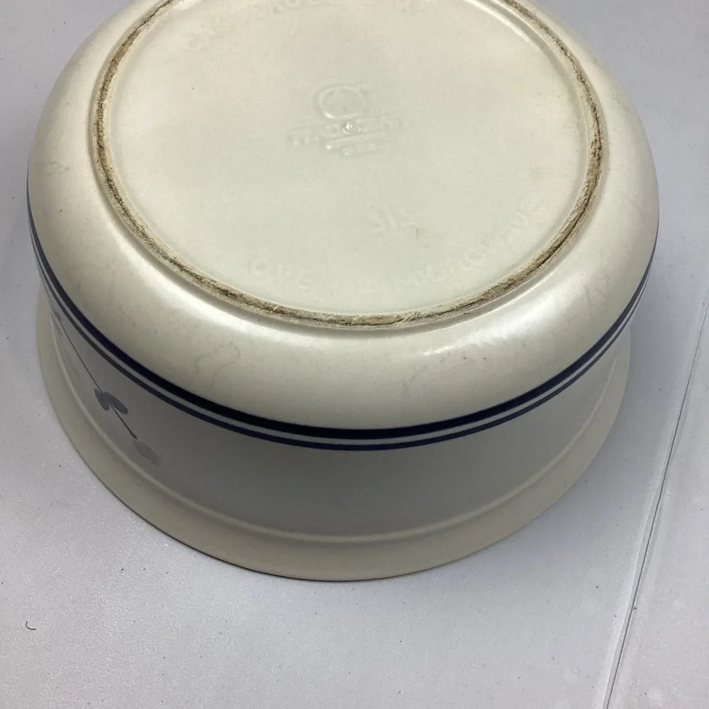 Vintage Pfaltzgraff 2 Quart Stoneware Casserole Dish